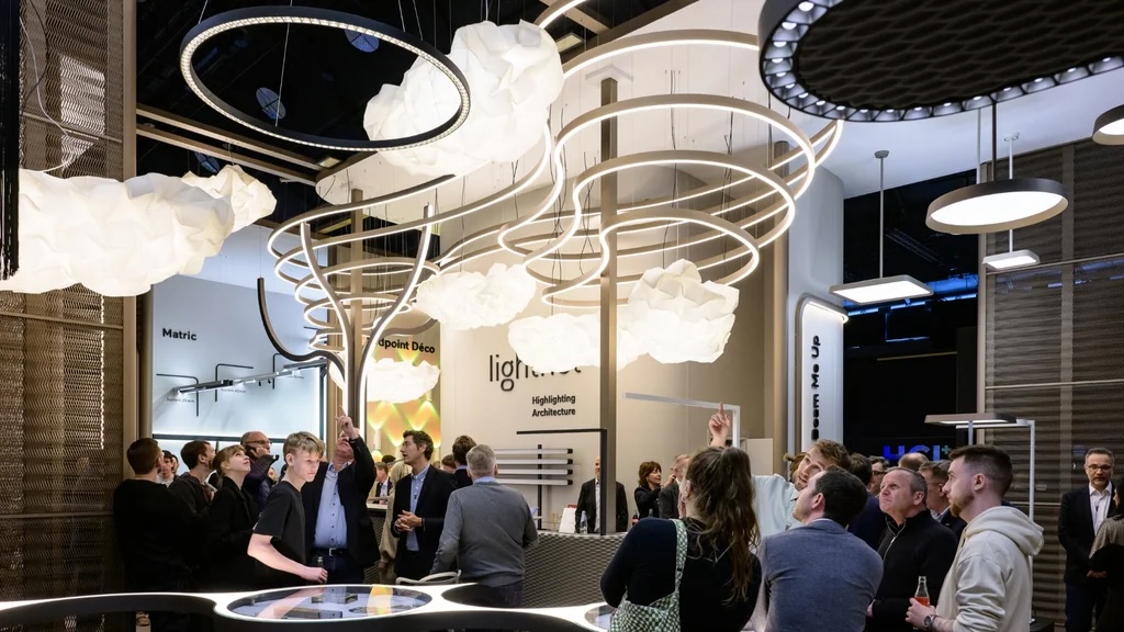 Light And Building Event