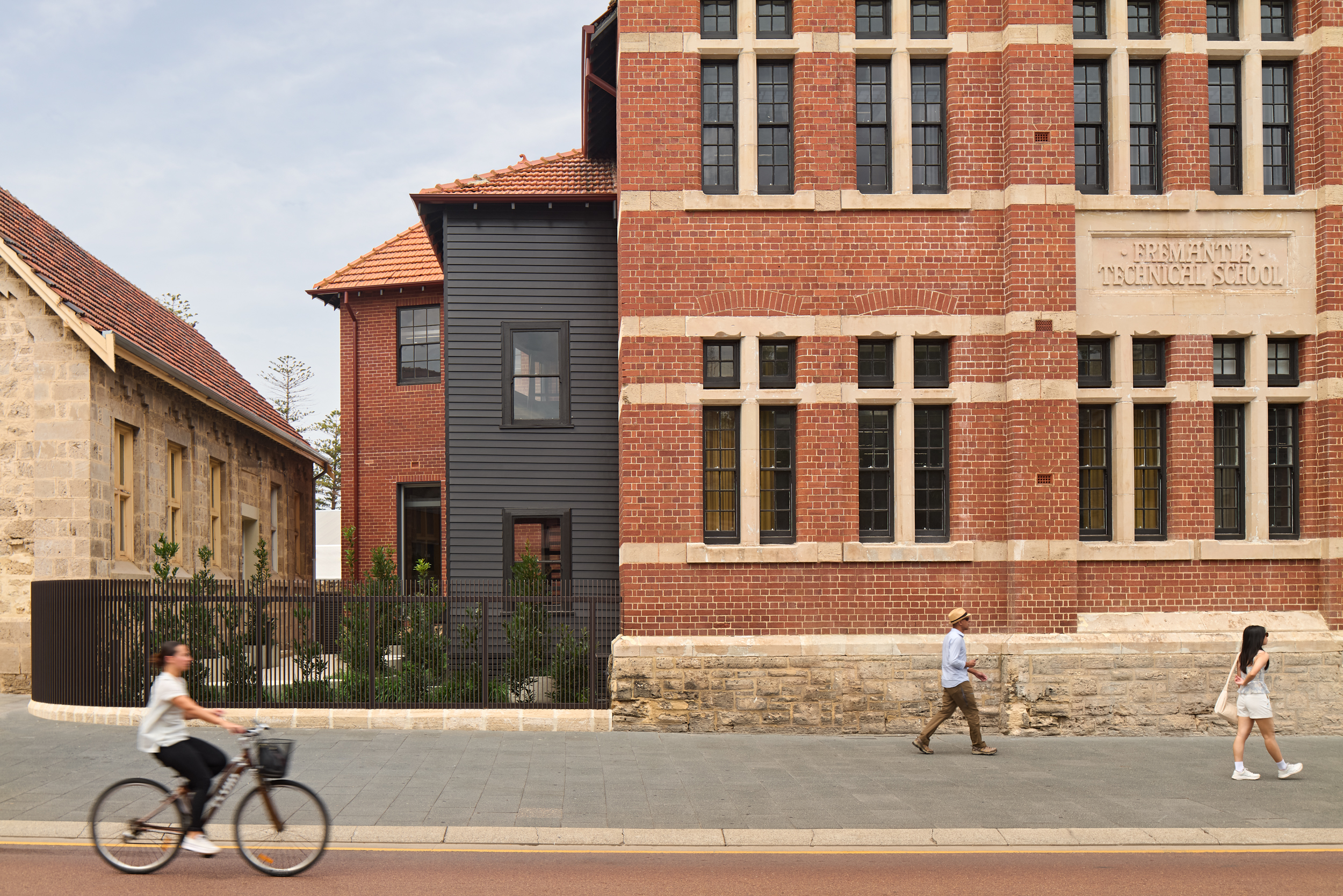 20241213 140 South Terrace 031